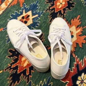 Keds Classic White Lace-Up Sneakers size 9 women
